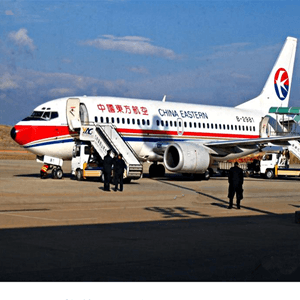迪庆香格里拉航空托运航空快运业稳步发展的原因是什么？
